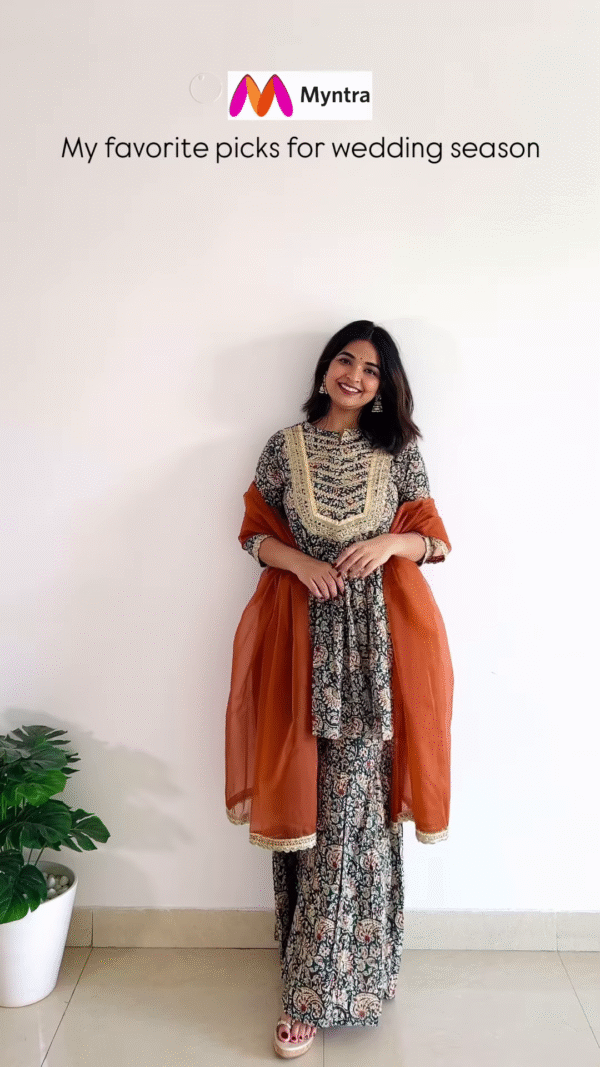 Red Floral Anarkali Kurta Set with Green Dupatta – Wedding Edition - Image 7