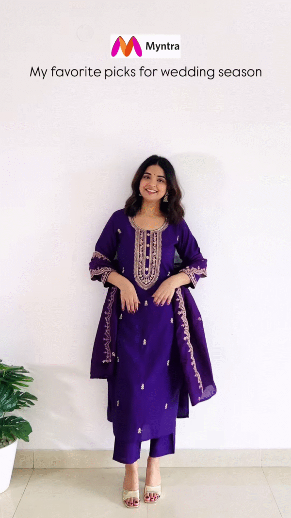 Red Floral Anarkali Kurta Set with Green Dupatta – Wedding Edition - Image 3