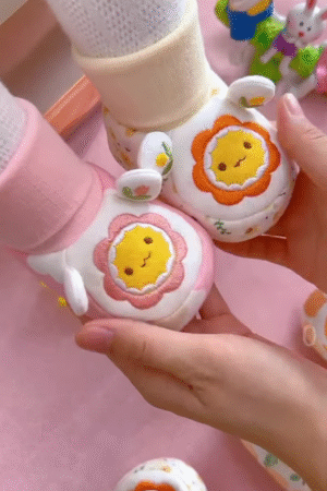 Flower-Faced Plush Toys 🌸🧸 With Embroidered Details & Dress-Up Appeal – Multi-Color Variants