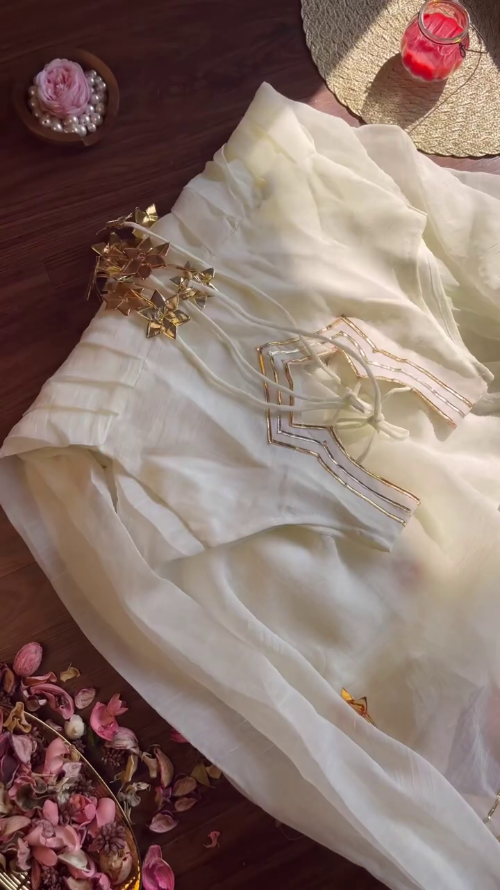 Minimalist Cream Anarkali with Concentrated Gota Borders - Image 2