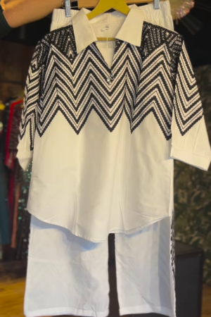 🖤✨ Elegant Monochrome Zigzag Embroidered Co-Ord Set (2-Piece)
